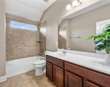 102 Blossom Terrace Lane - Photo Thumbnail 24