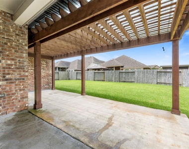 102 Blossom Terrace Lane - Photo Thumbnail 27