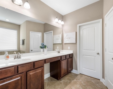 102 Blossom Terrace Lane - Photo Thumbnail 19