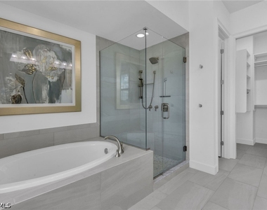 6585 Dominica Drive - Photo Thumbnail 20