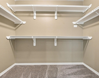 5419 Teakwood Lane - Photo Thumbnail 23