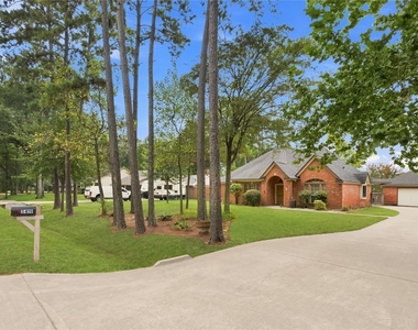 5419 Teakwood Lane - Photo Thumbnail 2