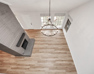 718 Land Grant Drive - Photo Thumbnail 7