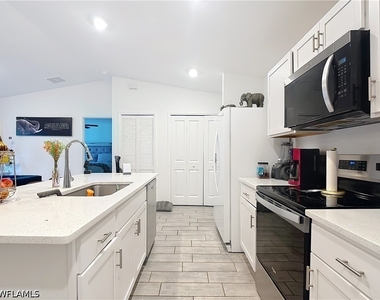 4102 4th Street Sw - Photo Thumbnail 5