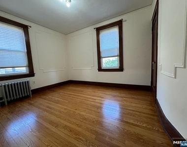 221-223 Patterson - Photo Thumbnail 7