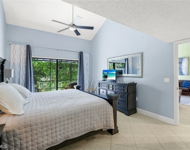 823 Meadowland Drive - Photo Thumbnail 9