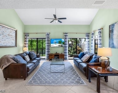 823 Meadowland Drive - Photo Thumbnail 3