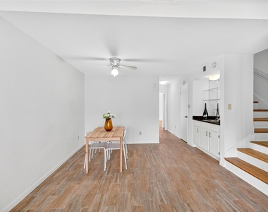 5000 Milwee Street - Photo Thumbnail 9