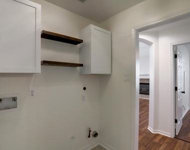10314 Lyndon Meadows Dr - Photo Thumbnail 32