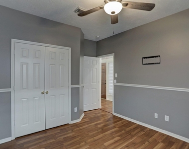 10314 Lyndon Meadows Dr - Photo Thumbnail 3