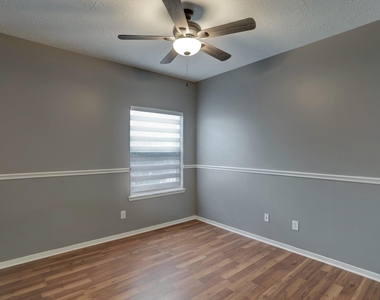 10314 Lyndon Meadows Dr - Photo Thumbnail 4