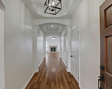 10314 Lyndon Meadows Dr - Photo Thumbnail 2