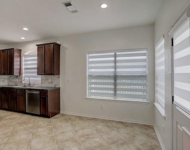 10314 Lyndon Meadows Dr - Photo Thumbnail 13