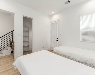 3410 Baer Street - Photo Thumbnail 6