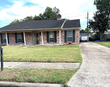 12615 Shannon Hills Drive - Photo Thumbnail 3