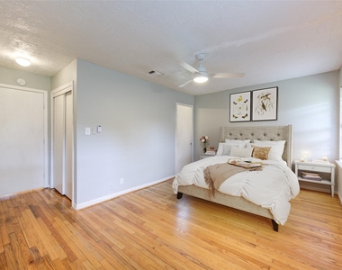 5025 Hazelton Street - Photo Thumbnail 13