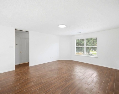 22907 Squirrel Tree Street - Photo Thumbnail 36