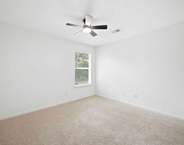 22907 Squirrel Tree Street - Photo Thumbnail 28