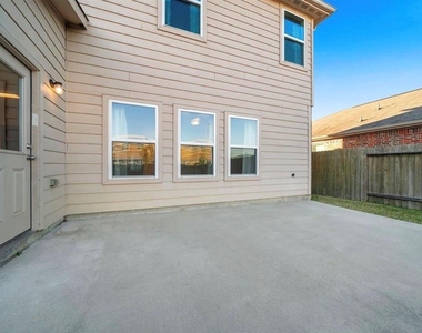 9439 Grand Spark Drive - Photo Thumbnail 11