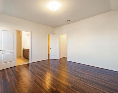 9439 Grand Spark Drive - Photo Thumbnail 9