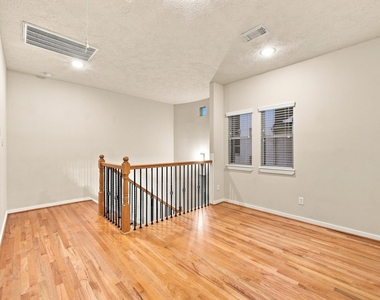 1333 W 21st Street - Photo Thumbnail 28