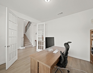 24531 Greeley Lake Drive - Photo Thumbnail 8