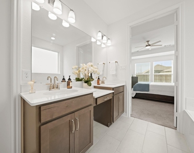 24531 Greeley Lake Drive - Photo Thumbnail 14