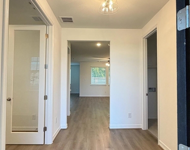 32011 Sweet Pea Meadows Drive - Photo Thumbnail 2