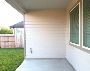 32011 Sweet Pea Meadows Drive - Photo Thumbnail 28