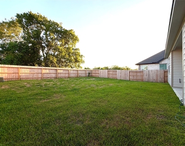 32011 Sweet Pea Meadows Drive - Photo Thumbnail 33