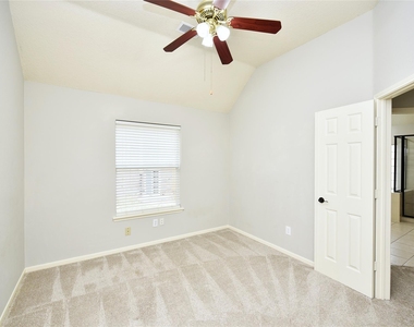 18 Barn Lantern Place - Photo Thumbnail 29