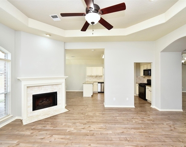 18 Barn Lantern Place - Photo Thumbnail 12