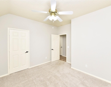 18 Barn Lantern Place - Photo Thumbnail 34