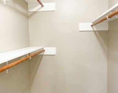 4207 Birchton Street - Photo Thumbnail 14