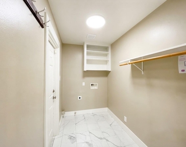 4207 Birchton Street - Photo Thumbnail 2
