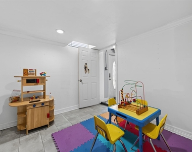 2213 Ellis Drive - Photo Thumbnail 18