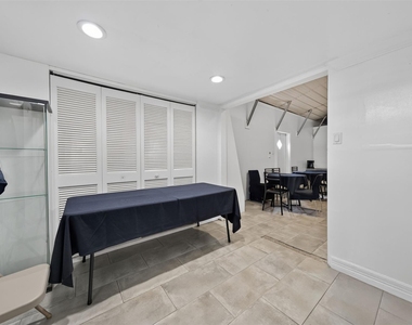 2213 Ellis Drive - Photo Thumbnail 8