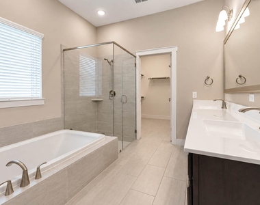 28615 Eden Creek Trail - Photo Thumbnail 4