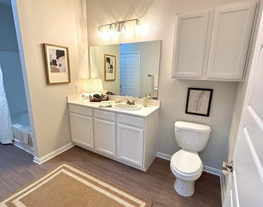 3999 John Sharp Drive - Photo Thumbnail 8