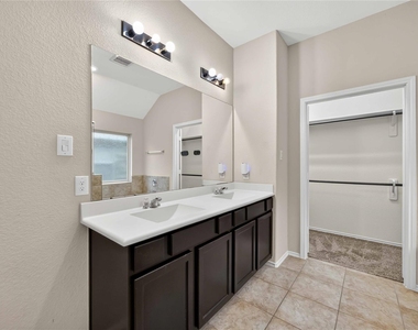 20731 Laurel Rain Court - Photo Thumbnail 15