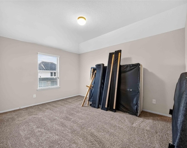 20731 Laurel Rain Court - Photo Thumbnail 21