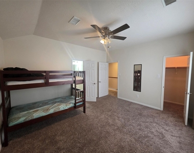 2715 Riverhollow Lane - Photo Thumbnail 36