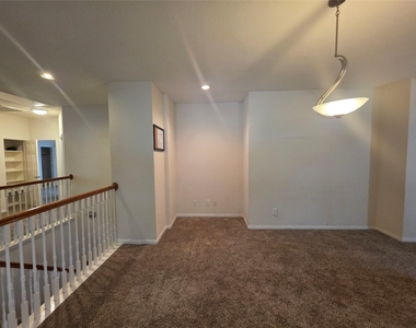2715 Riverhollow Lane - Photo Thumbnail 22
