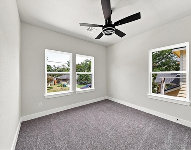 5610 Kittridge Street - Photo Thumbnail 21