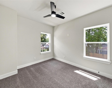 5610 Kittridge Street - Photo Thumbnail 14