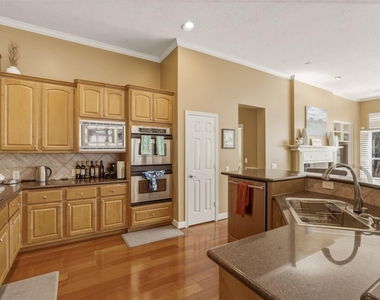 23915 Hamptonshire Lane - Photo Thumbnail 8
