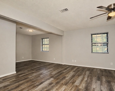 1117 County Road 515 - Photo Thumbnail 2
