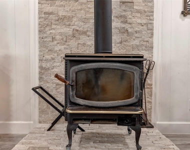 354 Edgewater Way - Photo Thumbnail 16