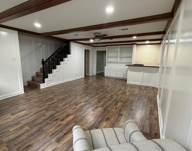 5106 Wightman Court - Photo Thumbnail 9