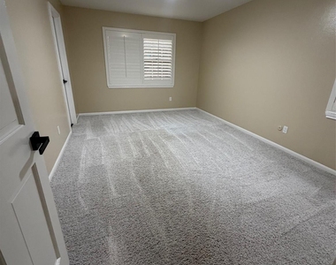 5106 Wightman Court - Photo Thumbnail 17